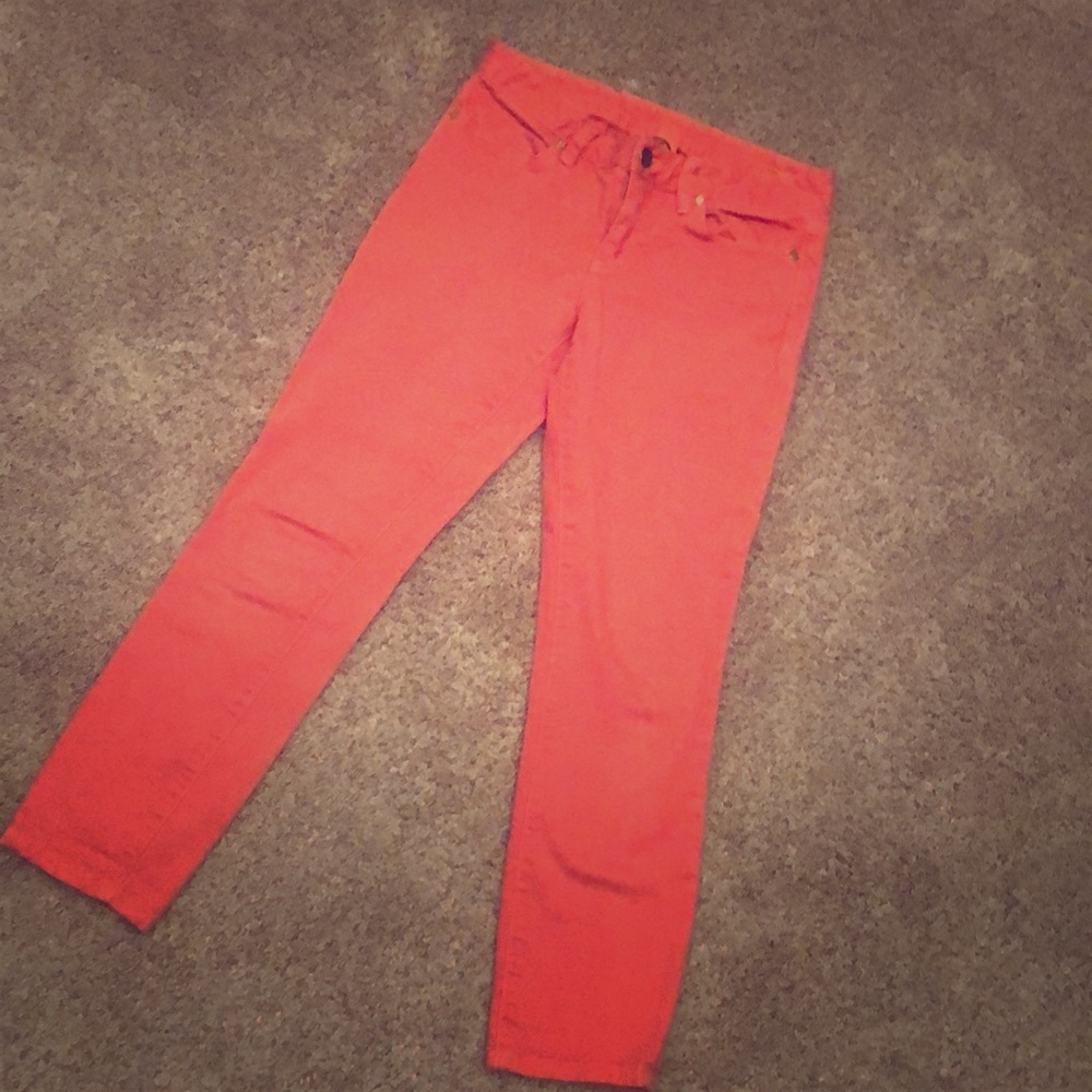 Cropped pants